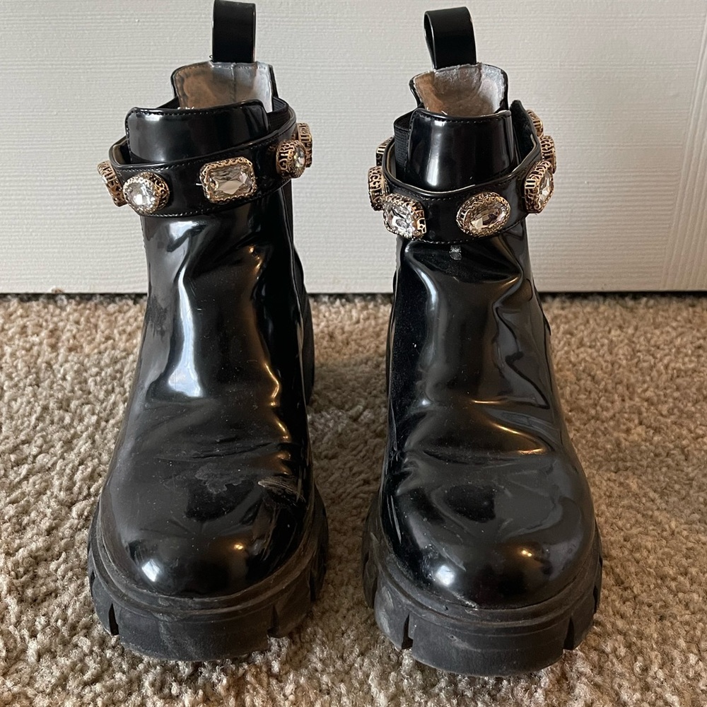 Steve Madden boots